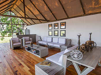 Kazile Island Lodge: Lounge