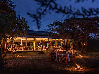 Hemingways River Camp Mara: Dämmerung