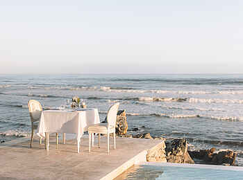 Birkenhead House: Ein privates Dinner am Pool  Birkenhead House: Ein privates Dinner am Pool