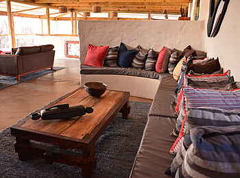 Chobe Elephant Camp: Sitzecke Chobe Elephant Camp: Sitzecke