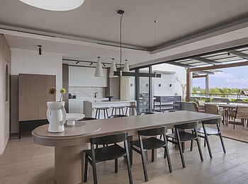 LUX Grand Baie: Das Esszimmer im Pool Penthouse LUX Grand Baie: Das Esszimmer im Pool Penthouse