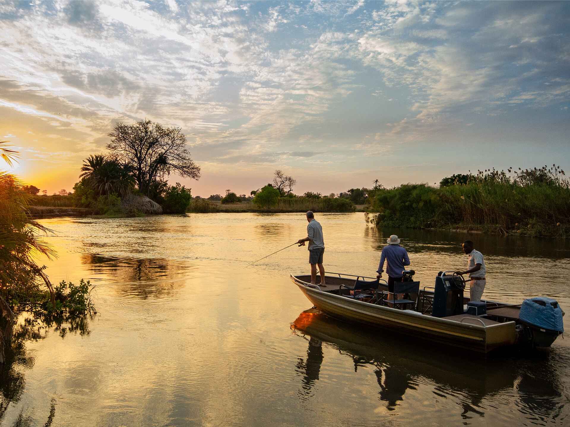 Nxamaseri Island Lodge: Angelausflug mit Boot Nxamaseri Island Lodge: Angelausflug mit Boot