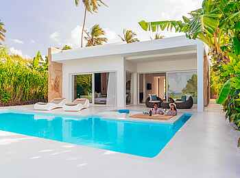 Ycona Luxury Resort: Signature Villa Poolbereich