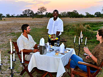 Bomani Tented Lodge: Exklusives Essen im Freien