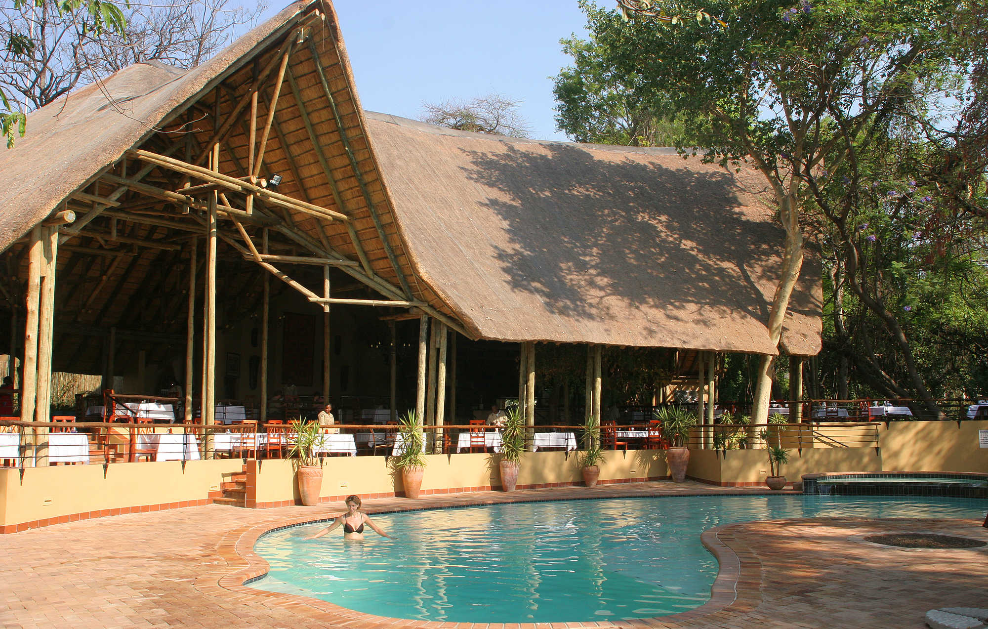 chobe safari lodge chobe national park