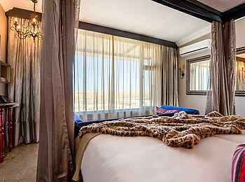Etosha King Nehale: Doppelzimmer mit Himmelbett
