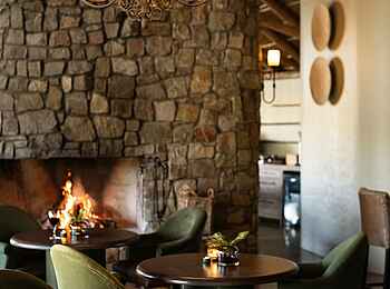 Great Fish River Lodge: Der Kamin