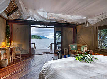 Mbali Mbali Mahale Lodge: Blick nach draußen