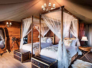 One Nature Nyaruswiga: Schlafzimmer mit zwei Einzelbetten