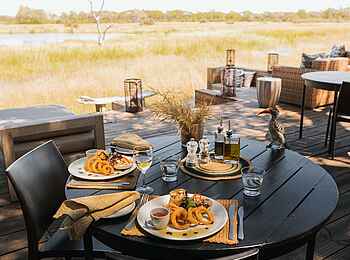 Sable Alley Camp: Lunch im Freien Sable Alley Camp: Lunch im Freien