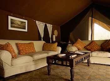 Serian's Nkorombo Mobile Camp: Loungebereich