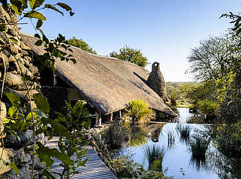 Singita Boulders Lodge: Weg zum Gemeinschaftsbereich