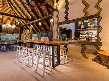 Sabi Sabi Little Bush Camp: Bar