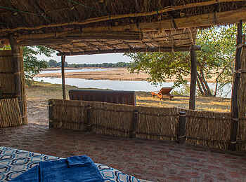 Takwela Camp: Blick aus einem Chalet Takwela Camp: Blick aus einem Chalet