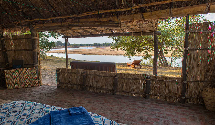 Takwela Camp: Blick aus einem Chalet Takwela Camp: Blick aus einem Chalet