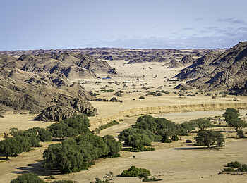 Hoanib Skeleton Coast Camp: Aus der Ferne Hoanib Skeleton Coast Camp: Aus der Ferne