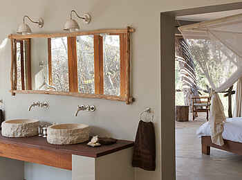 Mkulumadzi Lodge: Waschtisch
