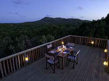 Rocktail Beach Camp: Privates Dinner auf der Veranda