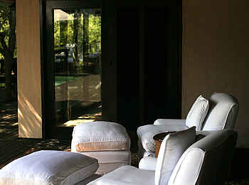 Royal Malewane: Weiße Polstermöbel