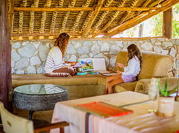 Soroi Leopards Lair Cottages: Lounge