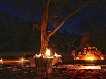 Chula Island Flycamp: Dinner unter Sternen Chula Island Flycamp: Dinner unter Sternen