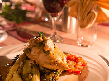 KaingU Safari Lodge: Hühnchengericht