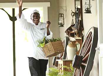 &Beyond Kirkman's Camp: Frische Küche &Beyond Kirkman's Camp: Frische Küche