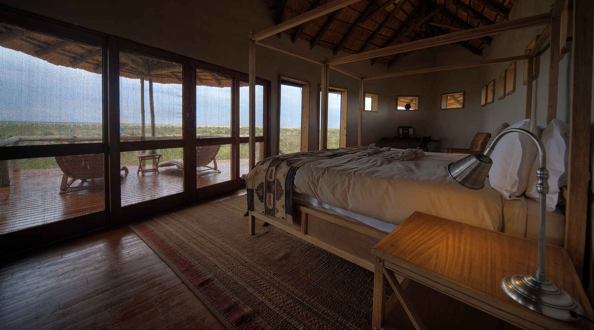 Tau Pan Camp: Blick aus einem Chalet