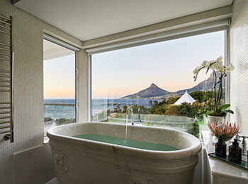 The Twelve Apostles Hotel: Presidential Suite Bad The Twelve Apostles Hotel: Presidential Suite Bad