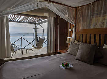 Blue Zebra Island Lodge: Im Hauptbereich des Exekutive Family Chalets