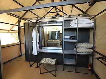 Kavinga Safari Camp: Ankleide Kavinga Safari Camp: Ankleide