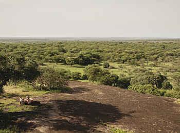 Charlie Serengeti Safari Camp: Dinner im Bush