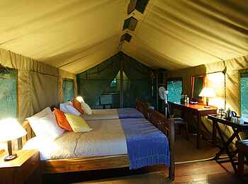 Elephant Valley Lodge: Zeltinterieur Elephant Valley Lodge: Zeltinterieur