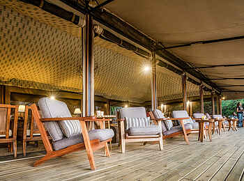 Entim Private Wing Camp: Terrasse Entim Private Wing Camp: Terrasse