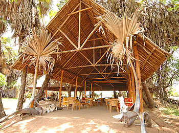 Lake Manze Camp: Die Lounge Lake Manze Camp: Die Lounge