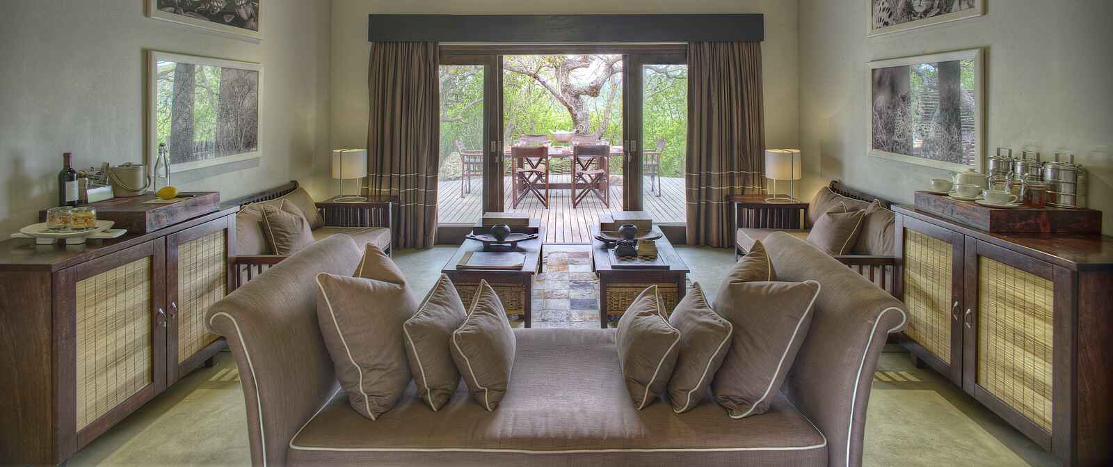 Phinda Mountain Lodge: Lounge in der Suite Phinda Mountain Lodge: Lounge in der Suite