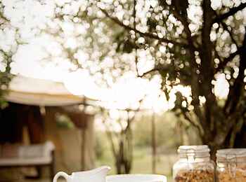 Serian's Nkorombo Mobile Camp: Frühstücksbuffet