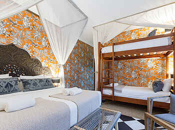528 Victoria Falls Guesthouse: Ein Familienzimmer mit Stockbett