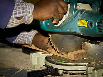 Gibbs Farm: Schreinerei für den guten Zweck