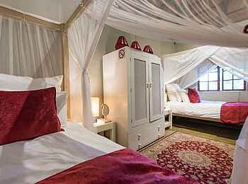 Kambaku Safari Lodge Südafrika: Das Zweibettzimmer im Familien Chalet Kambaku Safari Lodge Südafrika: Das Zweibettzimmer im Familien Chalet