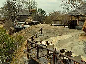 Maweninga Camp: Felsendeck