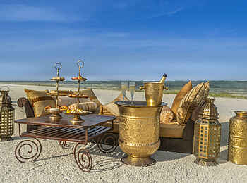 Baraza Resort & Spa Zanzibar: Sundowner Picknick am Strand Baraza Resort & Spa Zanzibar: Sundowner Picknick am Strand