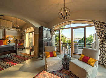 Chobe Game Lodge: Family Suite Lounge