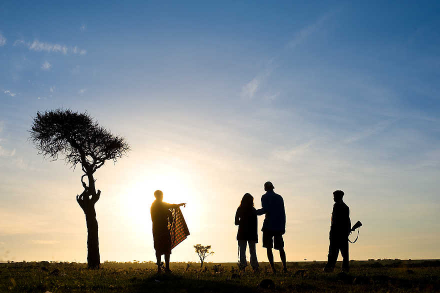Kicheche Mara Camp: Walking Safari in den Morgenstunden Kicheche Mara Camp: Walking Safari in den Morgenstunden