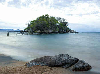 Mumbo Island: Insel mit Gästezelten