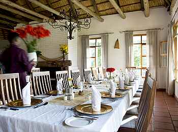 Ngorongoro Farmhouse: Gedeckter Tisch Ngorongoro Farmhouse: Gedeckter Tisch