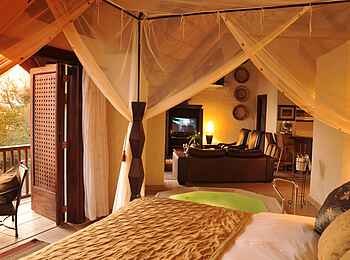 David Livingstone Safari Lodge: Loungebereich im Zimmer David Livingstone Safari Lodge: Loungebereich im Zimmer