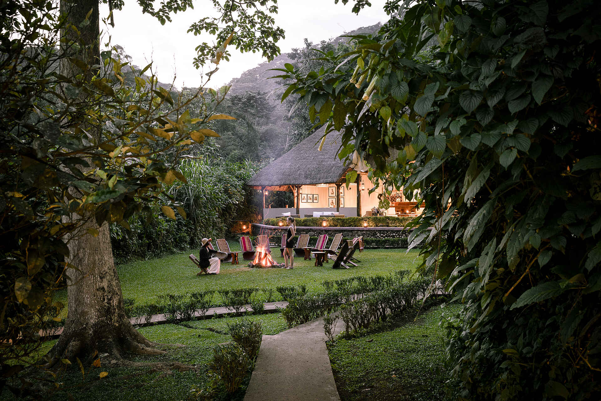 Sanctuary Gorilla Forest Camp: Lagerfeuer