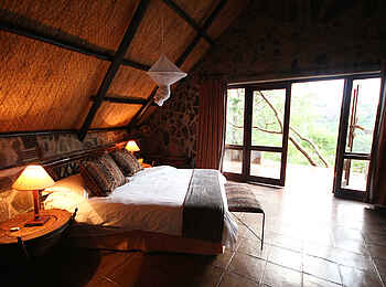 Big Cave Camp: Lichtgeflutetes Chalet