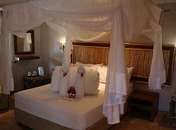 Halali Camp: Doppelbett Halali Camp: Doppelbett